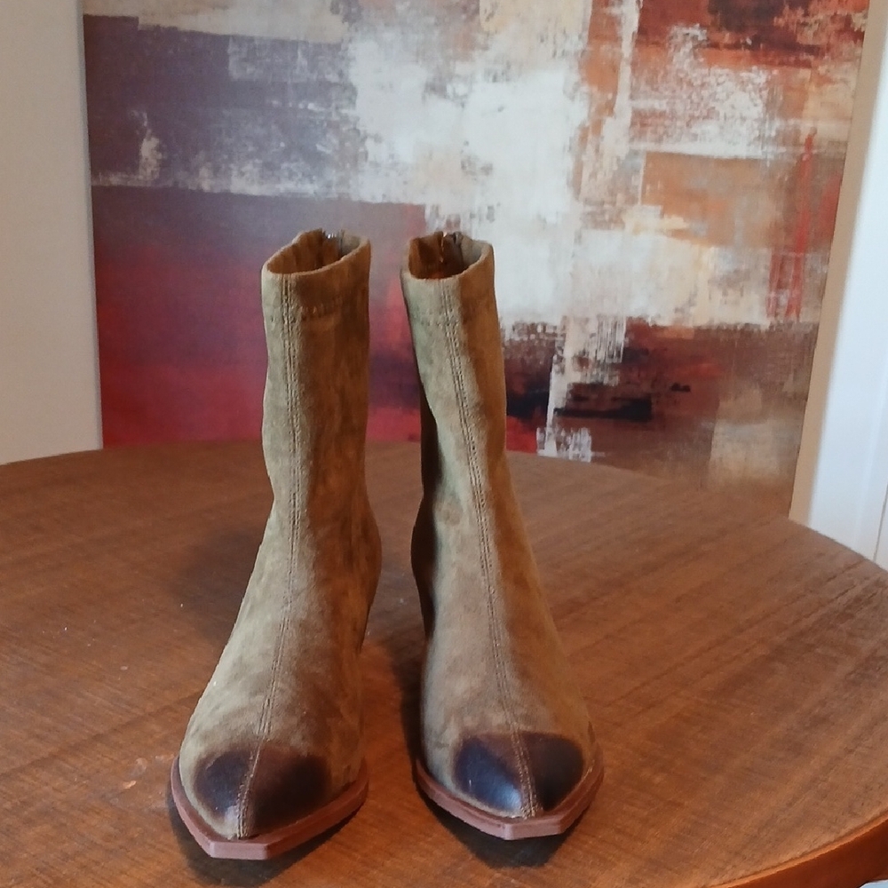 Source Unknown Olive Heeled Boots - image 4